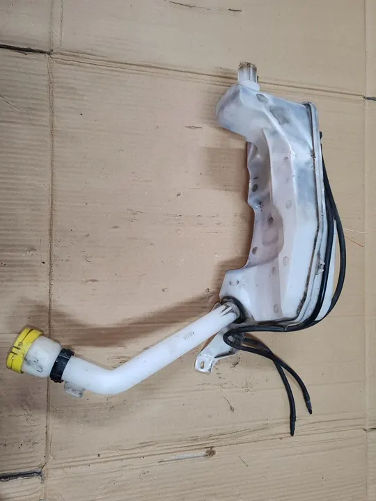 Pyyhkijän Säiliö 289107623R Renault Captur I 13-18 image 4