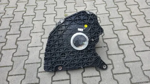 AdBlue-säiliö Pumppu OEM 8W0131878AM Audi A4 B9 image 2