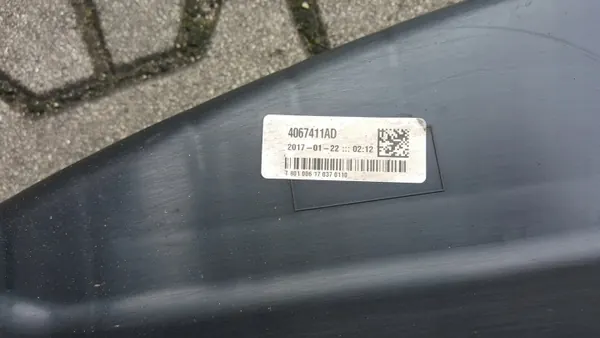 AdBlue-säiliö Pumppu OEM 8W0131878AM Audi A4 B9 image 3