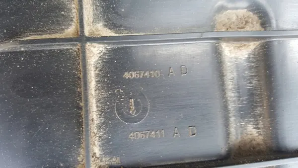 AdBlue-säiliö Pumppu OEM 8W0131878AM Audi A4 B9 image 4
