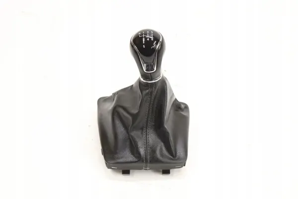 SEAT Leon III pookhoes OEM 5F1711113AK image 2