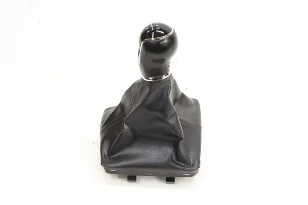 SEAT Leon III pookhoes OEM 5F1711113AK image 4