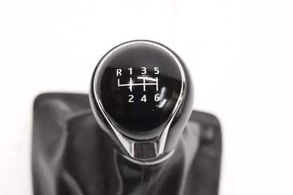SEAT Leon III pookhoes OEM 5F1711113AK image 5