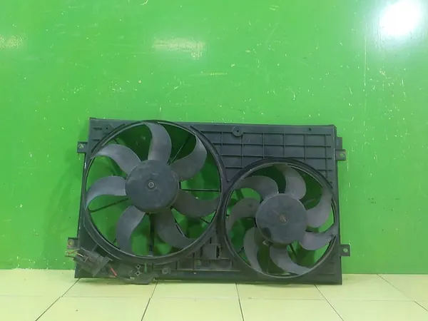 AUDI TT 8J 1.8 TFSI Kylarrubrik 1K0121207B image 2