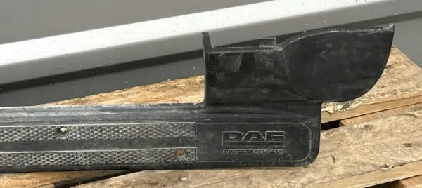 DAF OEM 1867400 Faixa de borracha do soleiro esquerdo image 3