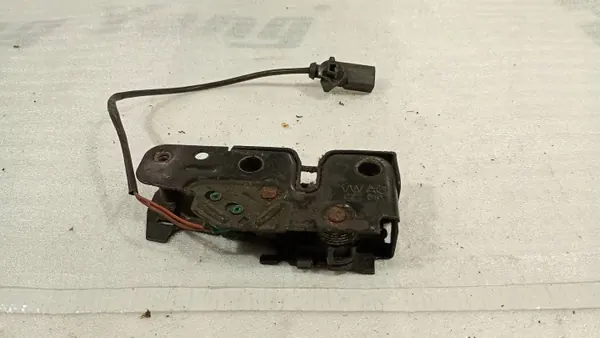 OEM 1Z0953236 Cierre Capó - Skoda Octavia Mk2 04-08 image 3
