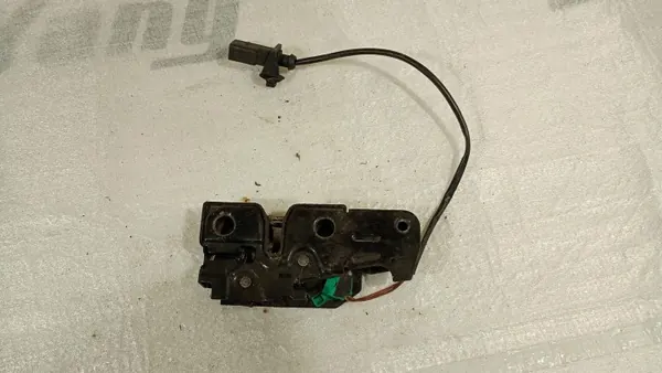 OEM 1Z0953236 Cierre Capó - Skoda Octavia Mk2 04-08 image 8