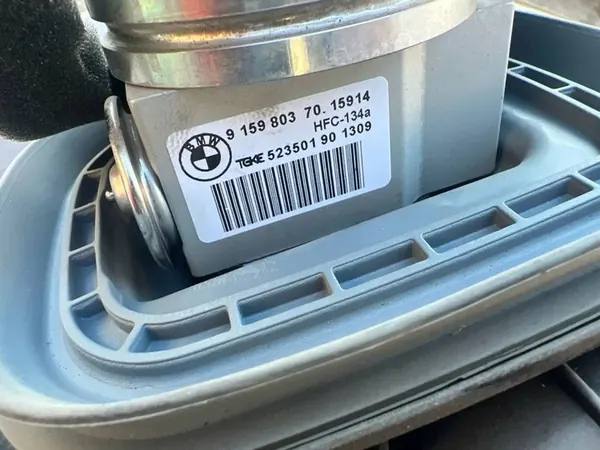 Verwarming radiator BMW 5 F10 F11 2010 52350190 image 4