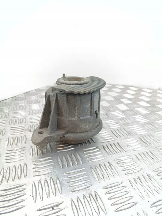 Motorsteun Mercedes-Benz C W204 2009 A2042400917 image 4