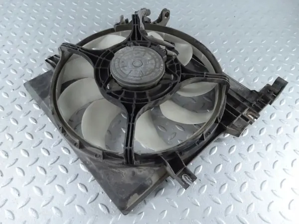 Carter de Ventilateur Subaru OEM 73313FJ001 - Pièce OE image 4
