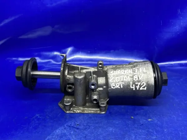 Begagnad Oljefilterbas OEM 045115389K för VW Sharan image 6