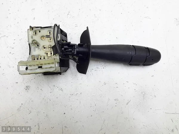 Interrupteur Renault Scenic 2001 37002A image 3