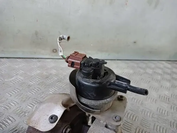 VW PASSAT B8 1.6 TDI Turboaggregat 04L253016T image 6