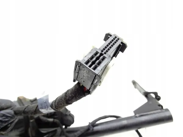 Gancho de remolque eléctrico OEM 8V5800495 Audi A3 8V image 3