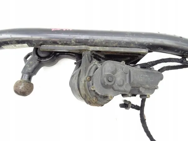 Gancho de remolque eléctrico OEM 8V5800495 Audi A3 8V image 7