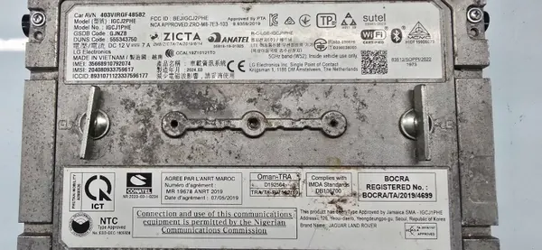 Radio Multimedia Land Rover Defender II OEM N8B2-19L300-PE image 3