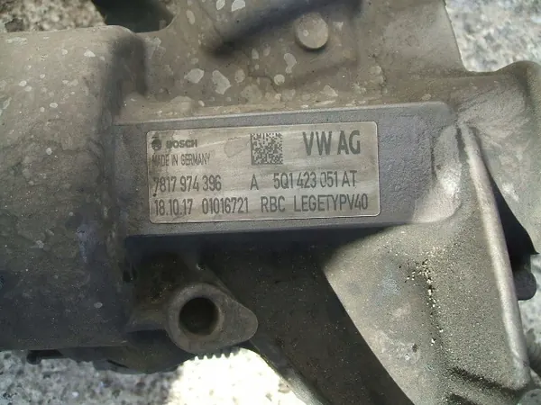 Boîtier de direction OEM 5Q1423051AT Skoda Octavia III image 7
