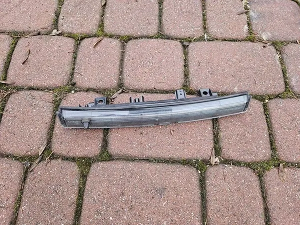 Terceira Luz de Freio para Renault Zoe 265904593R image 1