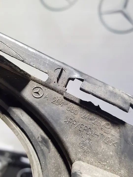 Mercedes-Benz OE Parachoques Delantero A 2048852423 image 4