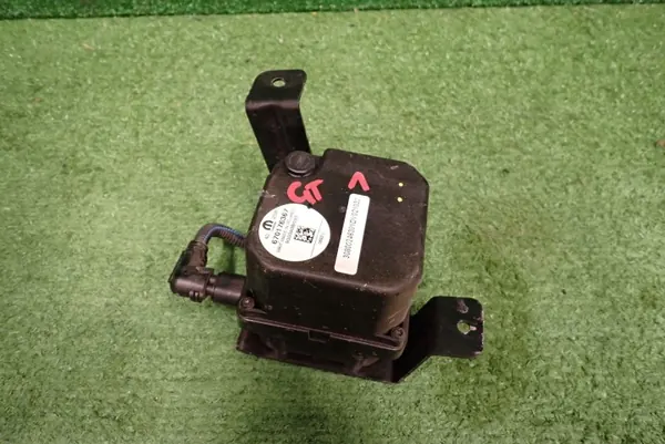 Maserati Toeter OEM 670176367 - Gebruikt OE Onderdeel image 2