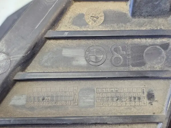 Vasen pakopää BMW G05 X5 OEM 5A5C8E5 image 9