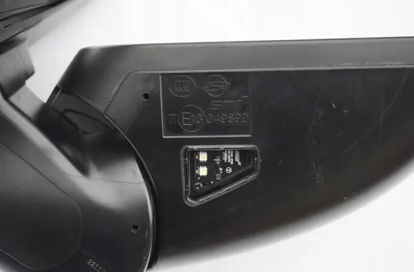 Espejo OEM C300/E13 049890 10 pines usado image 6