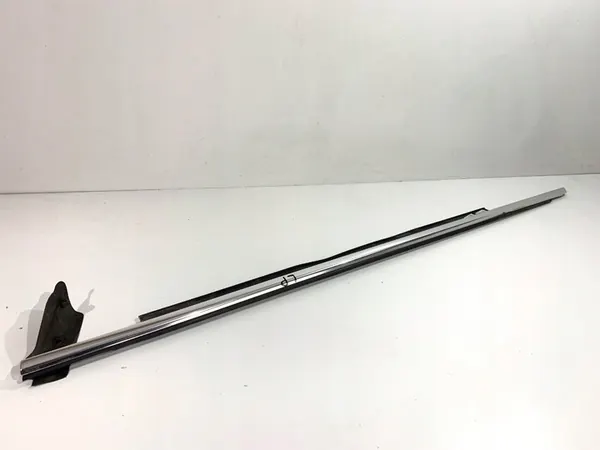 Protetor de lama dianteiro esquerdo Audi A6 C7 image 1