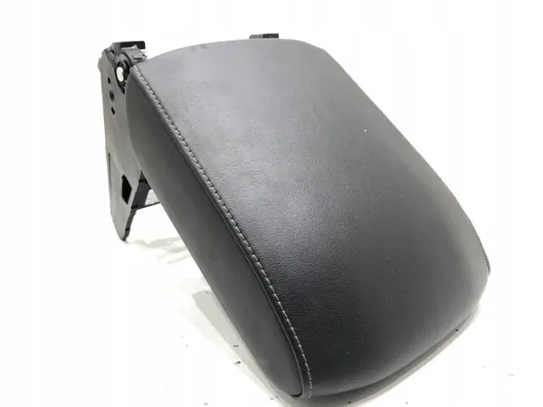VW T-Roc Käsinoja OEM 2GA864207 - Käytetty Kunnossa image 2