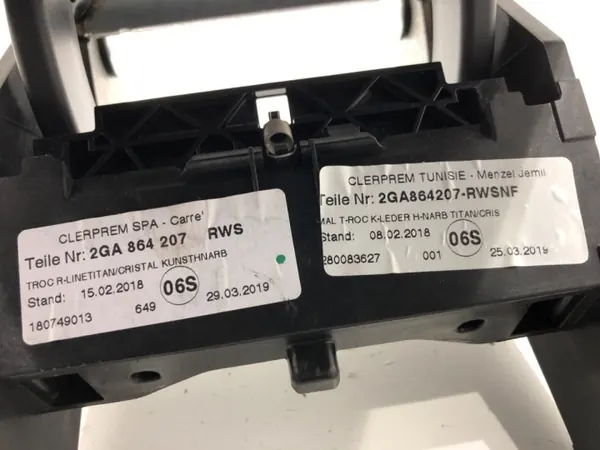 VW T-Roc Käsinoja OEM 2GA864207 - Käytetty Kunnossa image 5