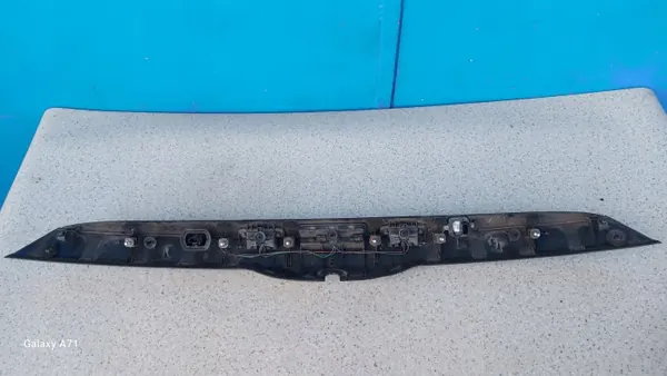 VOLVO V60 I Garniture Hayon Caméra OEM image 5