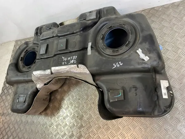 Jeep Grand Cherokee WL Polttoainesäiliö OEM 68159140AF image 10