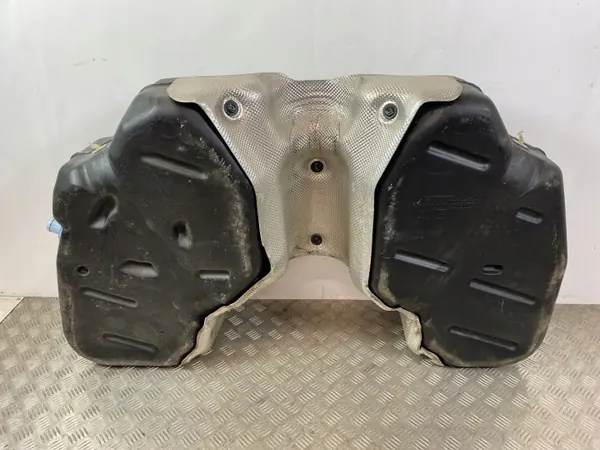 Jeep Grand Cherokee WL Polttoainesäiliö OEM 68159140AF image 6