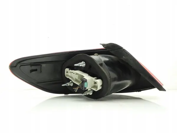 Luz trasera derecha VW Passat CC 08-12 image 5