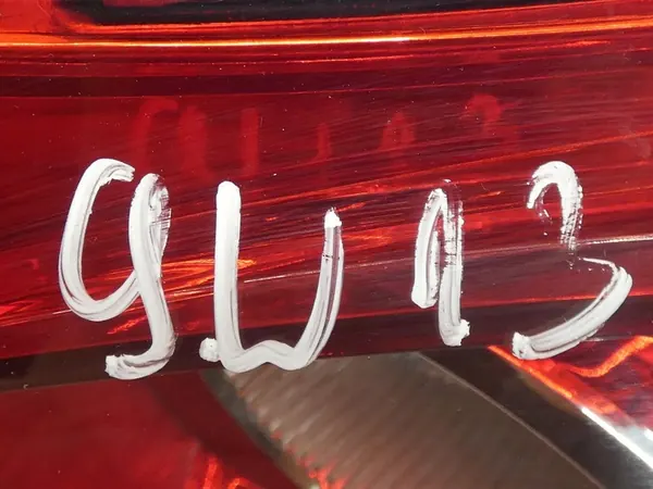 Luz trasera derecha VW Passat CC 08-12 image 7