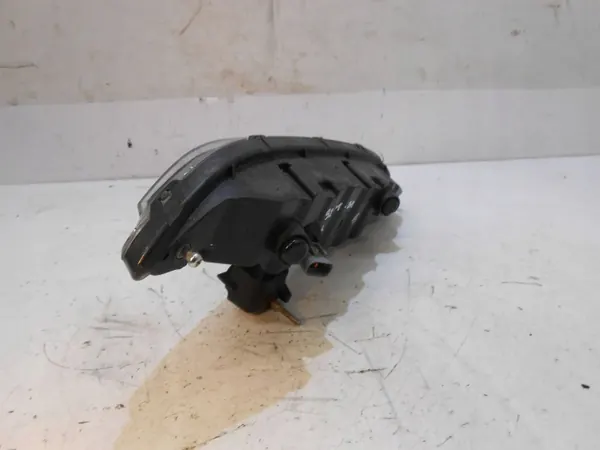OEM 92201B1020 LED Mistlamp DRL Linker Genesis image 4