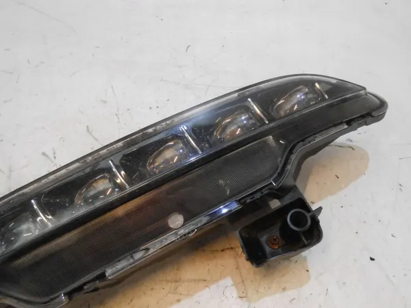 OEM 92201B1020 LED Mistlamp DRL Linker Genesis image 8
