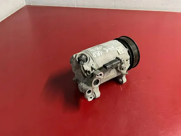 Compressore A/C BMW X1 F48 F49 image 2