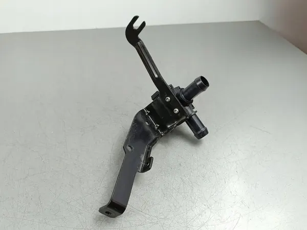 2022 Ford Escape IV Pompe à eau LX6118495AAC image 4