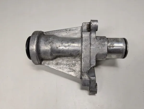 OEM HK833A040AB Rechter Vorderer Antriebswellenhalter image 2