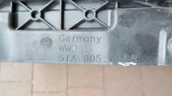 VW Touran III Frontverstärkung OEM 5TA805594B image 7