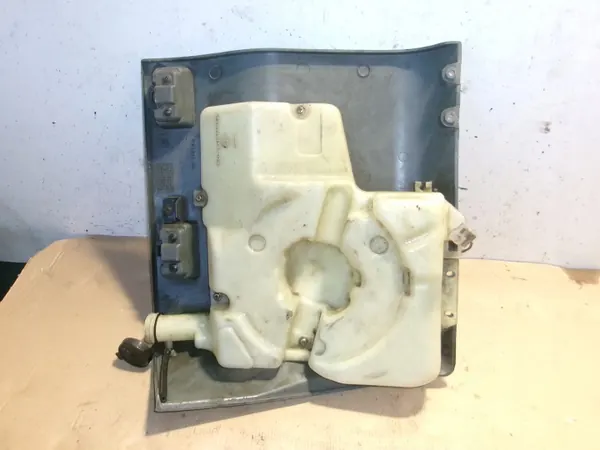 Réservoir de lave-glace MC140206 pour Mitsubishi Canter image 6