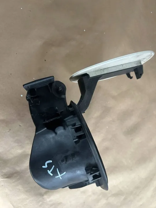 Polttoainekansi OEM 22960151 Cadillac XTS:lle image 3