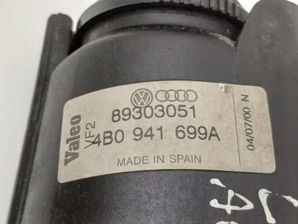 Farol dianteiro esquerdo Audi A6 C5 4B0941699A image 3