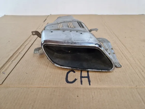 Volvo S90 V90 Punta de escape derecha OEM 31383309 image 2