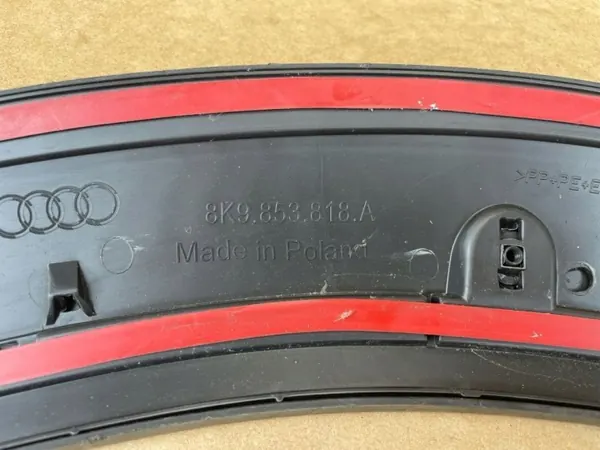 OEM 8K9853818A Kotflügelleiste Rechts Hinten Audi A4 image 9