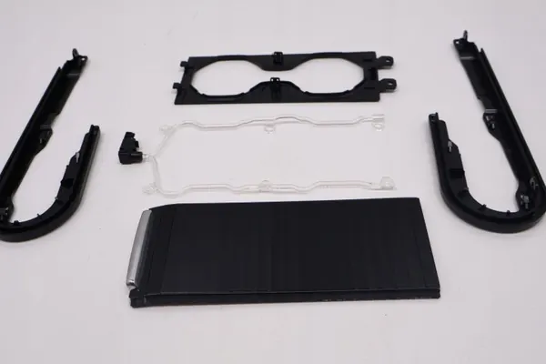 Volvo V60 II Mitteltunnelverkleidung OEM 31417386 image 3