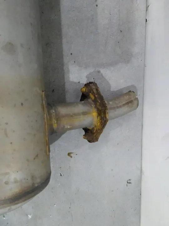 Pakoputken vaimentin OEM 201004GD0D Infiniti Q50 image 8