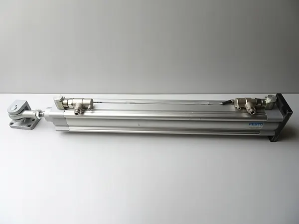 FESTO DSBC Pneumatischer Aktuator 63-500 PPSA-N3 image 6
