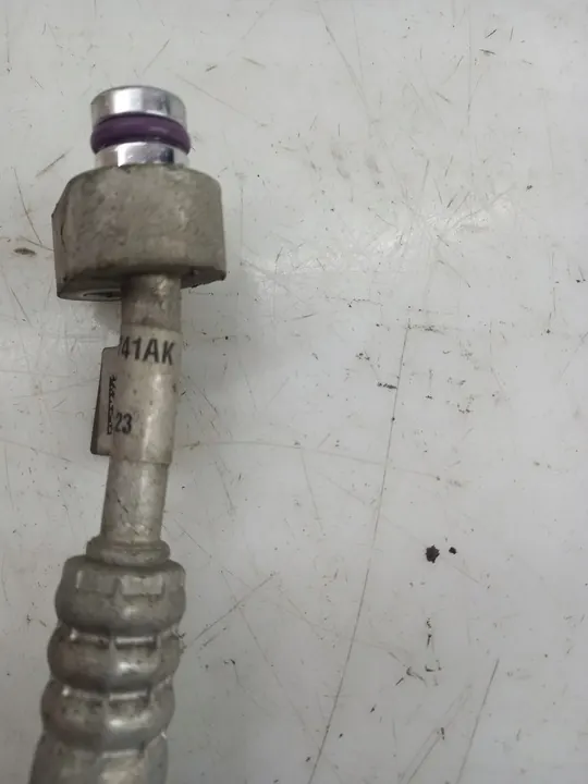 AUDI A4 A5 8W B9 Ilmastointiputki 8W0816741AK image 4