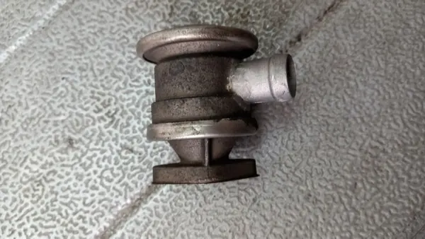 Soupape EGR OEM 01 pour Opel Vectra B 98R image 5